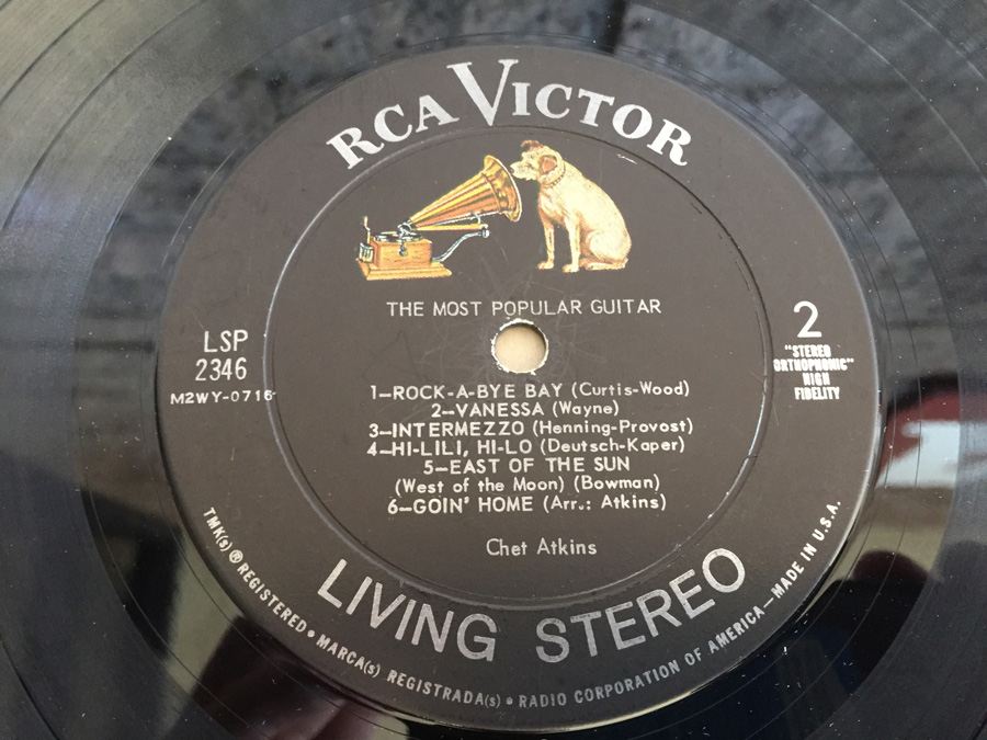 Chet Atkins ‎- The Most Popular Guitar - RCA Victor ‎- LSP-2346 [Photo 6]