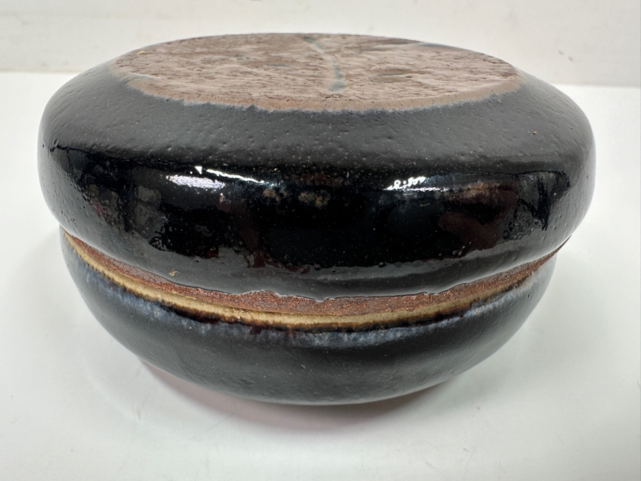 Atsuya Hamada (1932-1986, Japanese) Original Studio Pottery Covered Incense Box Vintage 1972 4'W X 2'H - Son Of Shoji Hamada - Estimate $300-$600 [Photo 4]