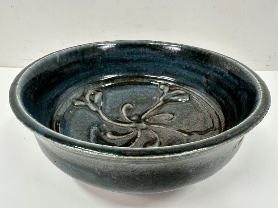 Kawai Kanjiro (1890-1966, Japanese) Original Studio Pottery Bowl Vintage 1955 8.5'W X 3.5'H - Key Figure In The Mingei (Folk-Art) Studio Pottery Movement Estimate $1,000-$3,000 [Photo 4]