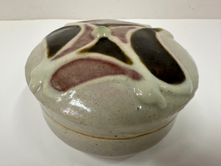 Kawai Kanjiro (1890-1966, Japanese) Original Studio Pottery Covered Incense Box Vintage 1955 4.5'W X 2.5'H - Key Figure In The Mingei (Folk-Art) Studio Pottery Movement Estimate $1,200-$2,500 [Photo 3]