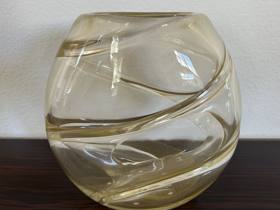 D. Barolella Murano Art Glass Vase with Gold Ribbon Swirls 12.5'W x 5'D x 13'H