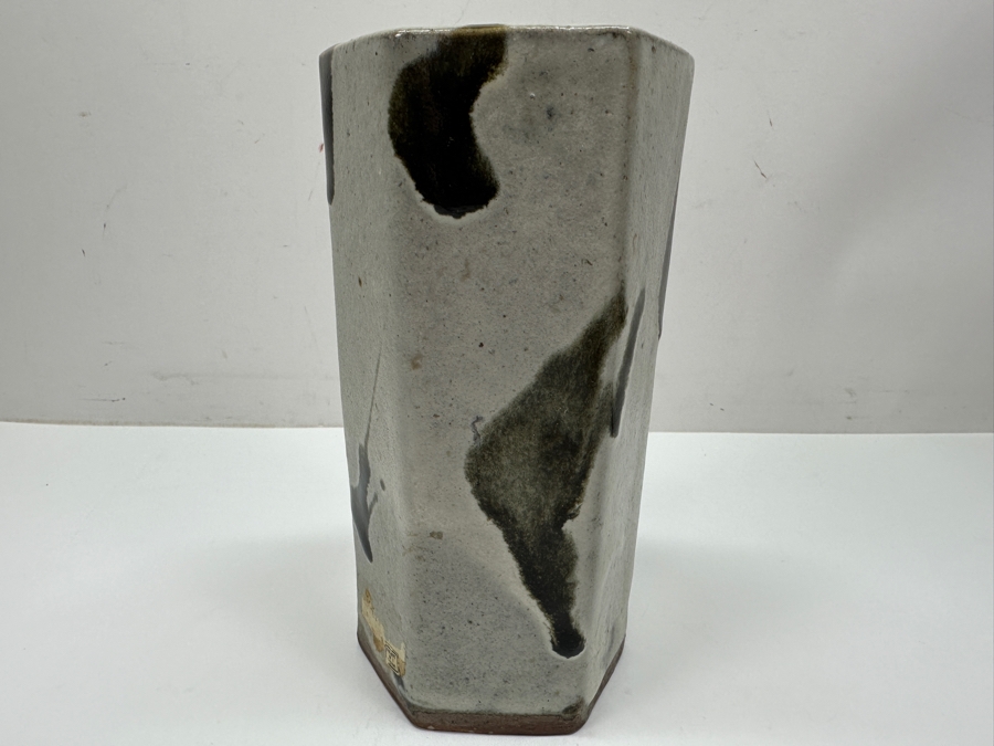 Shoji Hamada (1894-1978, Japanese) Original Studio Pottery Hexagonal Brush Holder / Vase Vintage 1972 4'W X 7.75'H - Started The Mingei (Folk-Art) Movement In Japan - Declared A 'Living National Treasure' In 1955 Estimate $7,000-$10,000 [Photo 6]