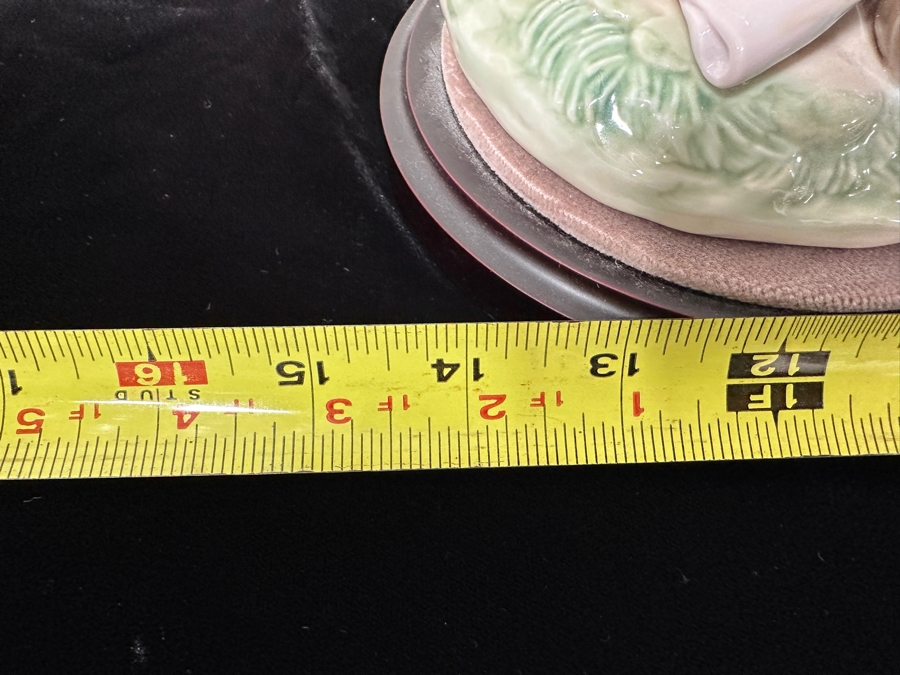 Lladro Porcelain Figurine 'Springtime In Japan' #1445 14.5'W X 13.5'H [Photo 10]