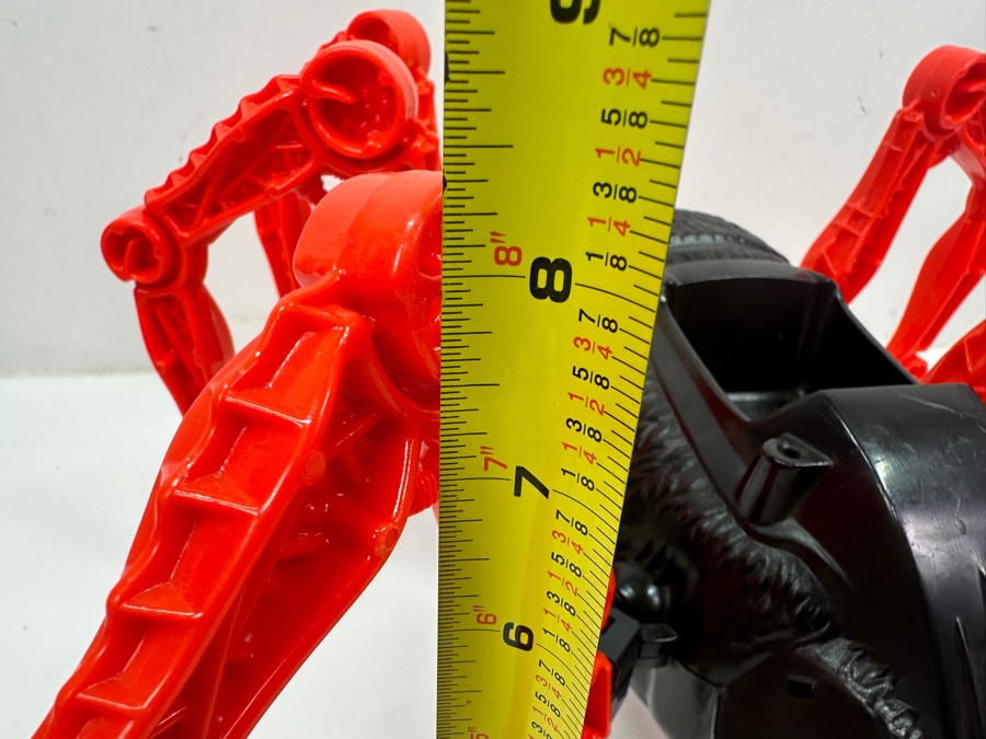 Just Added - Vintage 1984 Mattel Masters Of The Universe (MOTU) Spydor Mechanical Battery Powered Vehicle Working 17'W X 14'D X 9'H [Photo 6]