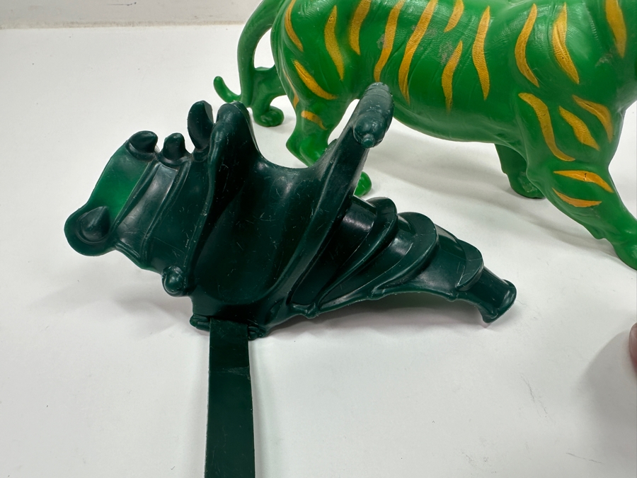 Just Added - Vintage 1981 Mattel Masters Of The Universe (MOTO) Battle Cat With Accessories [Photo 3]