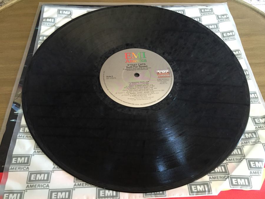 Stray Cats ‎- Built For Speed - EMI America ‎- ST-17070 [Photo 5]