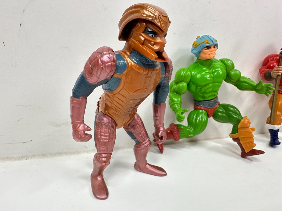 Just Added - (3) Vintage Mattel Masters Of The Universe (MOTO) Action Figures: Saurod, Man-At-Arms & King Randor (Saurod Action Figure Lever On Back Is Broken) [Photo 2]