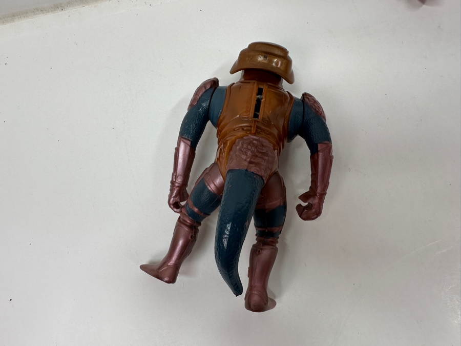 Just Added - (3) Vintage Mattel Masters Of The Universe (MOTO) Action Figures: Saurod, Man-At-Arms & King Randor (Saurod Action Figure Lever On Back Is Broken) [Photo 4]