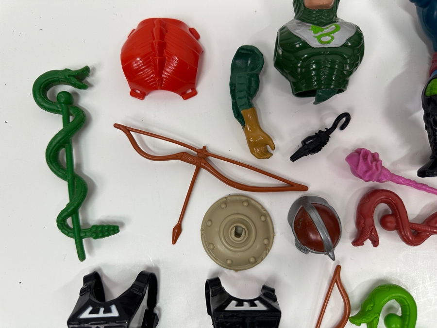 Just Added - Collection Of Vintage Mattel Masters Of The Universe (MOTO) Accessories And Parts - See Photos [Photo 5]