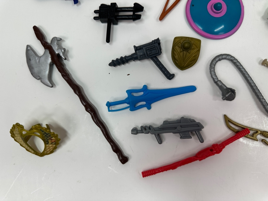Just Added - Collection Of Vintage Mattel Masters Of The Universe (MOTO) Accessories And Parts - See Photos [Photo 7]