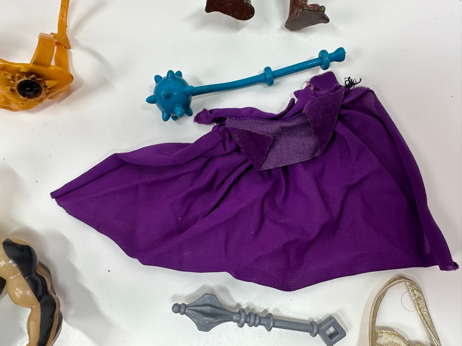 Just Added - Collection Of Vintage Mattel Masters Of The Universe (MOTO) Accessories And Parts - See Photos [Photo 15]