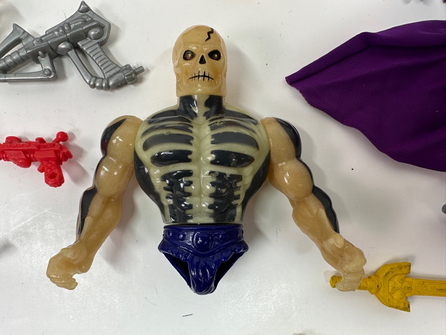 Just Added - Collection Of Vintage Mattel Masters Of The Universe (MOTO) Accessories And Parts - See Photos [Photo 11]