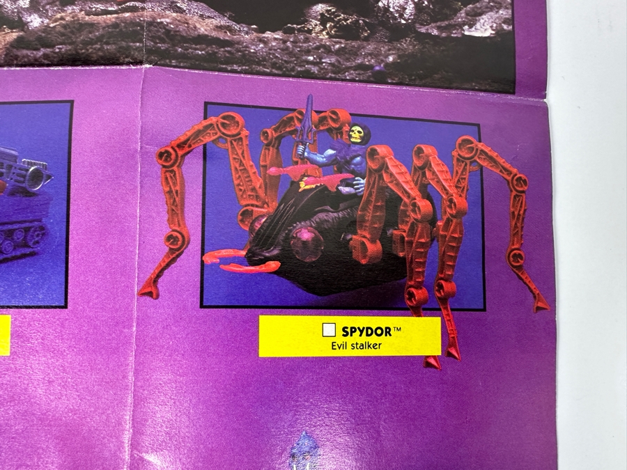 Just Added - Vintage 1985 Masters Of The Universe Double-Sided Poster Catalog Featuring The Collection Of MOTO Action Figures And Vehicles [Photo 11]