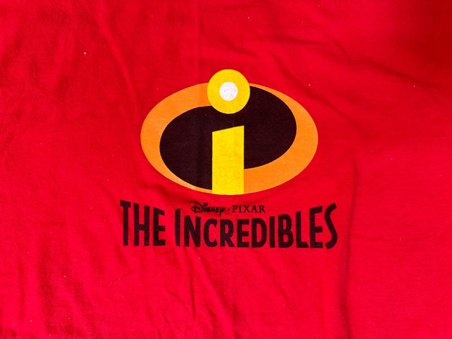 Just Added - Disney PIXAR The Incredibles T-Shirt Size XL [Photo 2]