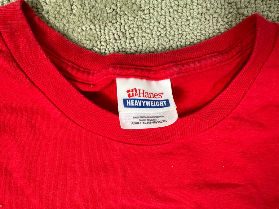 Just Added - Disney PIXAR The Incredibles T-Shirt Size XL [Photo 3]