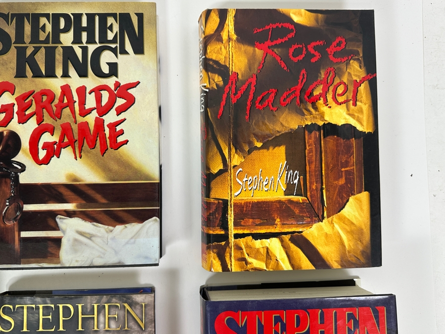 Just Added - (6) Stephen King Hardcover Books [Photo 3]