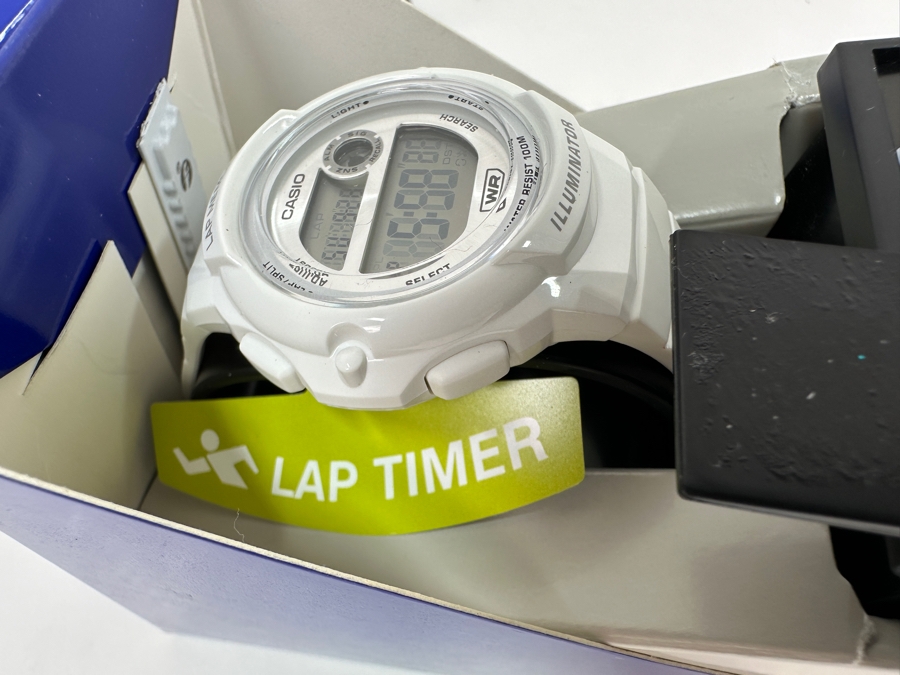 Just Added - New Casio Women's Digital Water Resistant Lap Memory Running Watch In White [Photo 4]