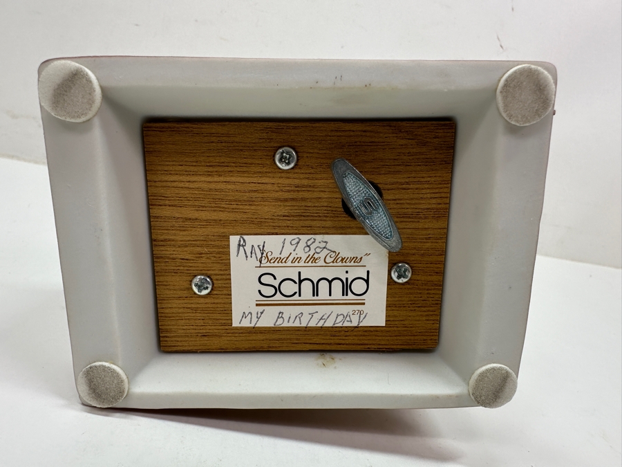 Just Added - Vintage 1979 Schmid Norman Rockwell Porcelain Musical Figurine Titled 'Send The Clowns' 7'H [Photo 6]