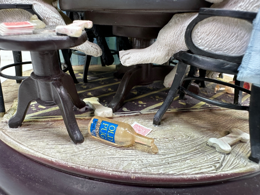 Just Added - Danbury Mint 'The Poker Playing Pugs' (Has Some Minor Damage) 6.5'H [Photo 6]