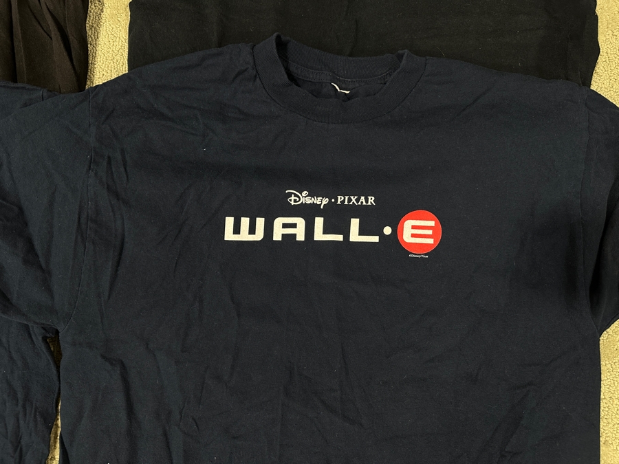 Just Added - (4) Disney Promotional T-Shirts Size L/XL: The Lion King, Pirated Of The Caribbean, Toy Story 4 And Wall-E [Photo 3]