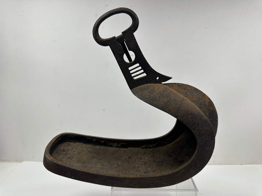 Just Added - Antique Japanese Cast Iron Samurai Stirrup (Abumi) 12W X 5D X 11H [Photo 8]