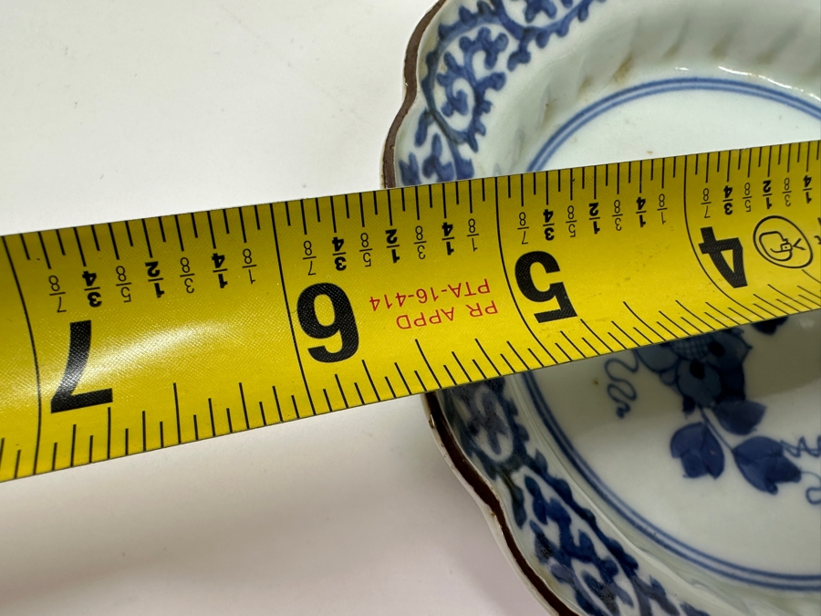 Just Added - (3) Antique Japanese Blue & White Imari Kakiemon Porcelain Dishes 5.5'W [Photo 11]