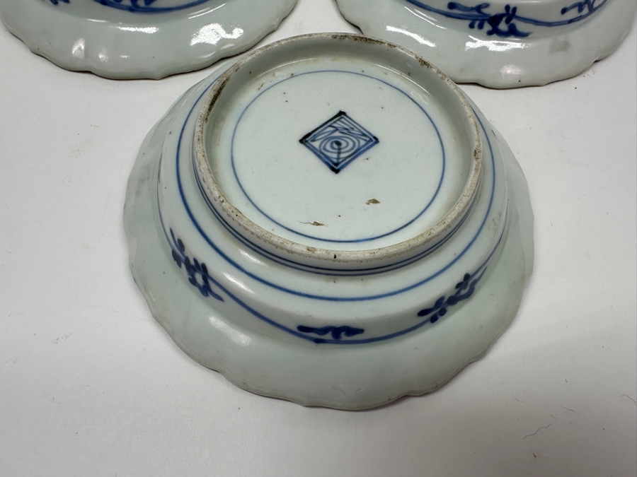 Just Added - (3) Antique Japanese Blue & White Imari Kakiemon Porcelain Dishes 5.5'W [Photo 7]