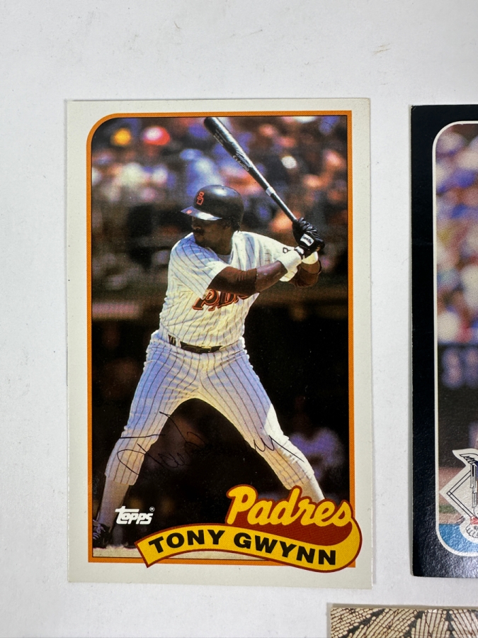 Collection Of Vintage Tony Gwynn Baseball Cards Featuring His Rookie Card From The 1980s - Early 1990s Including Cards From Topps, Donruss, Upper Deck, And Pinnacle [Photo 5]