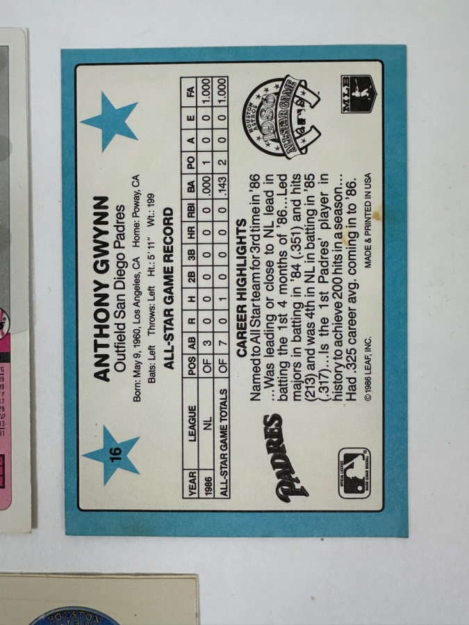 Collection Of Vintage Tony Gwynn Baseball Cards Featuring His Rookie Card From The 1980s - Early 1990s Including Cards From Topps, Donruss, Upper Deck, And Pinnacle [Photo 10]