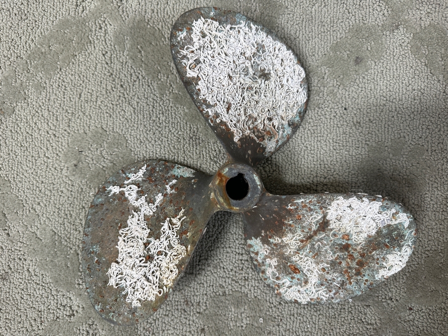 Vintage Metal 3-Blade Marine Propeller 12'W [Photo 2]