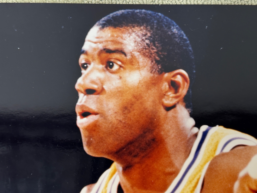 Large Hand Signed Magic Johnson NBA Hoops Basketball Photograph 16' X 20' [Photo 5]