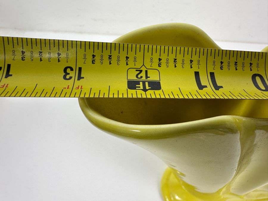 Vintage Camark Gladiola Fan Yellow Art Deco Vase Marked USA 288 13'W x 10'H [Photo 4]