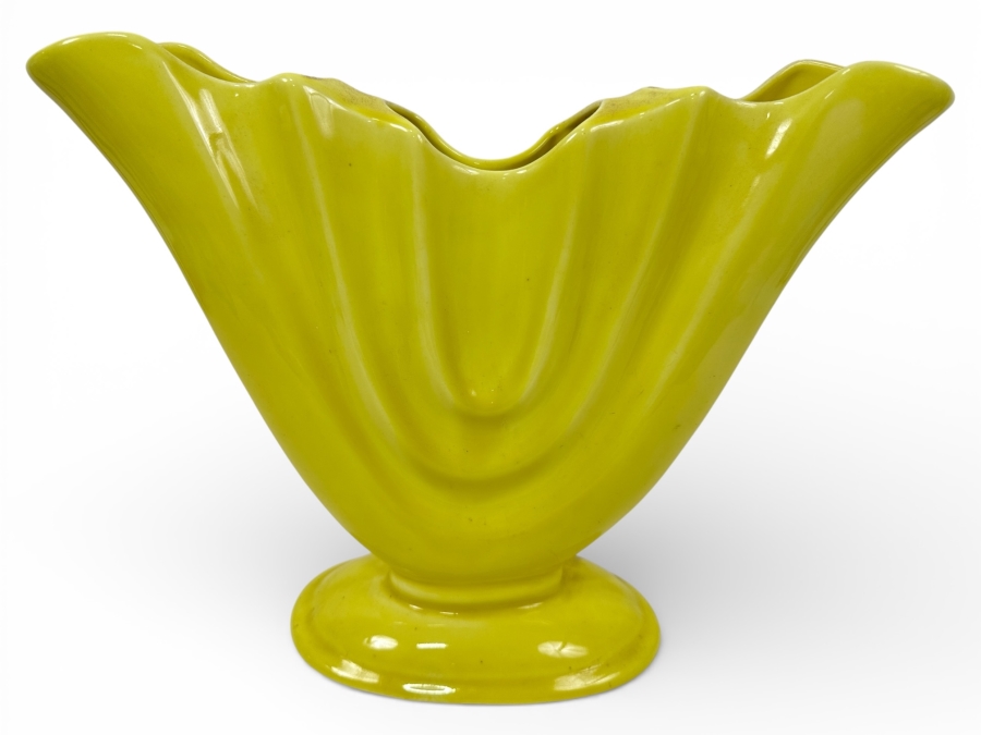 Vintage Camark Gladiola Fan Yellow Art Deco Vase Marked USA 288 13'W x 10'H