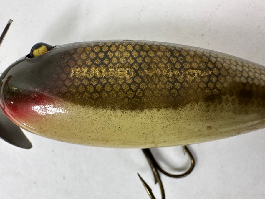 Collection Of Vintage Fishing Lures Including A Hellbender 'Hellraiser' Topwater Lure In Original Box, Johnson Silver Minnow Spoon, And Various Other Spinners And Spoons From The Mid-20th Century. 
 [Photo 6]