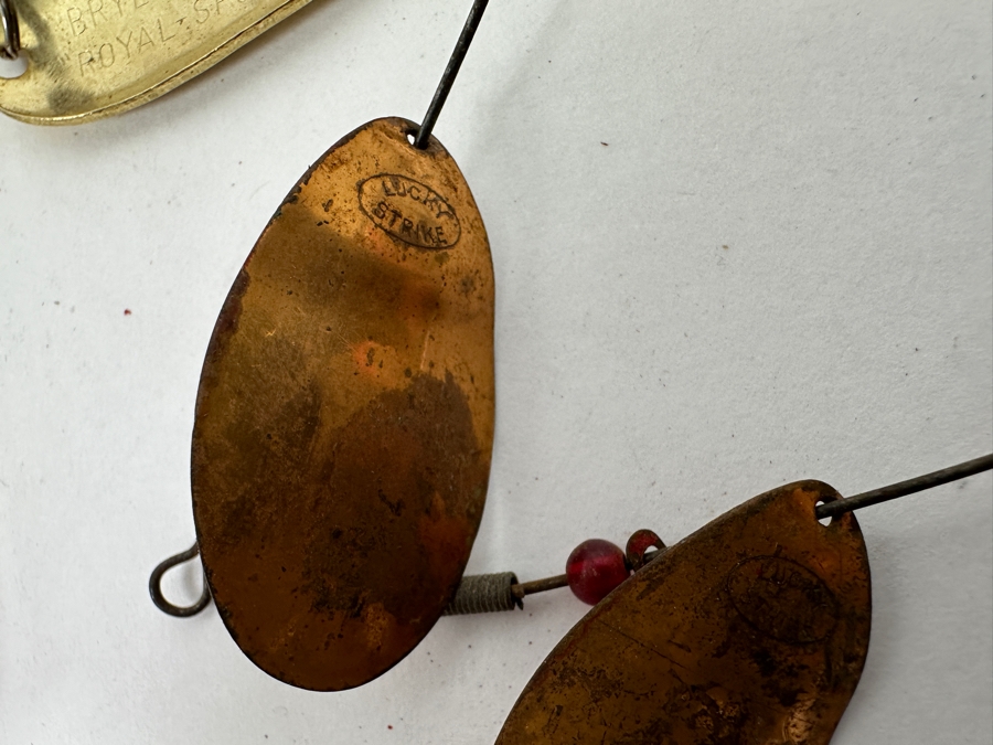 Collection Of Vintage Fishing Lures Including A Hellbender 'Hellraiser' Topwater Lure In Original Box, Johnson Silver Minnow Spoon, And Various Other Spinners And Spoons From The Mid-20th Century. 
 [Photo 11]