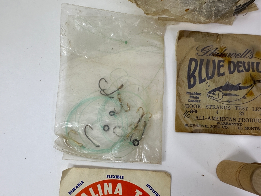 Vintage Mid Century Collection Of Fishing Tackle And Line Leaders, Featuring Glidewell's 'Blue Devil' And Catalina Tuna - Some in Original Packaging [Photo 9]