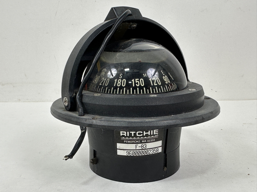 Ritchie Voyager F-83 Flush Mount Marine Compass
 [Photo 2]