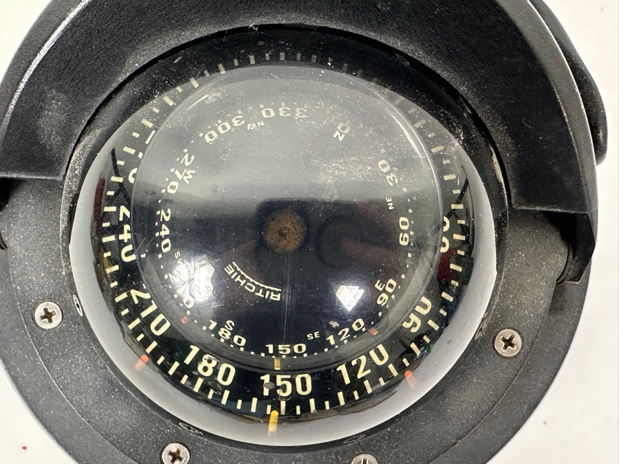 Ritchie Voyager F-83 Flush Mount Marine Compass
 [Photo 5]