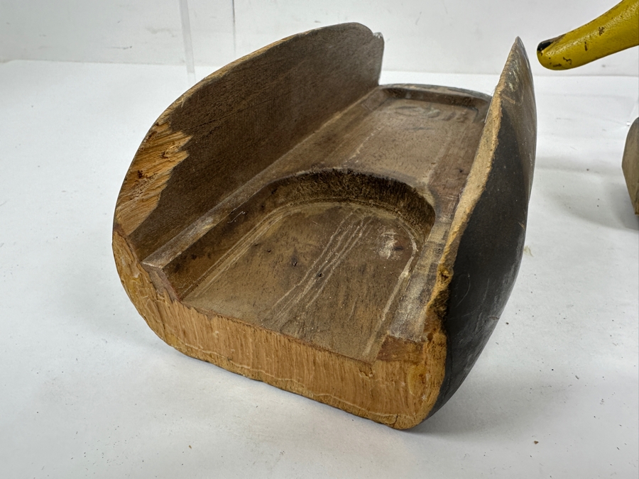 Vintage Hand-Painted Wooden Mallard Drake Duck Decoy Phone 13'W x 6.5'H [Photo 7]