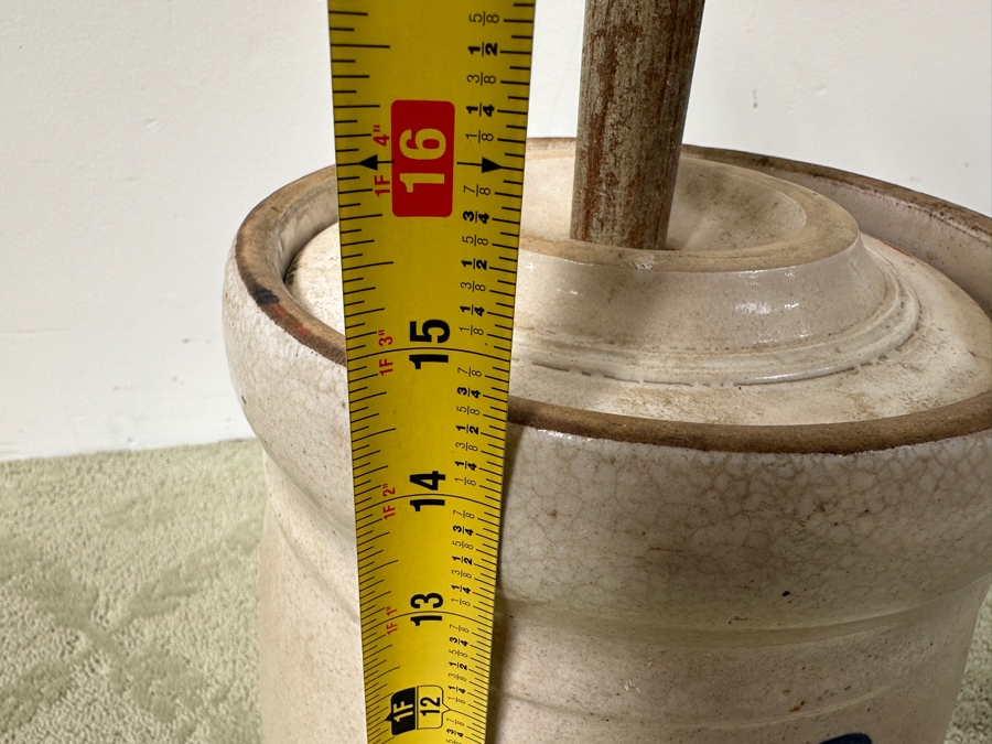 Antique Western Stoneware Company 3-Gallon Stoneware Butter Churn 29.5'H [Photo 9]