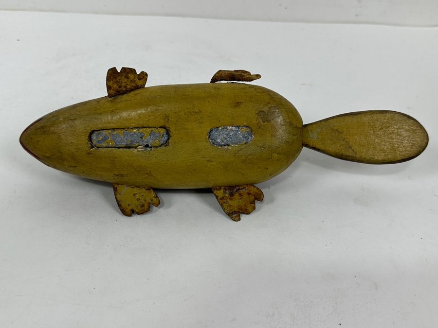 Vintage Hand-Painted and Carved Folk Art Beaver Fishing Decoy 11'L [Photo 7]