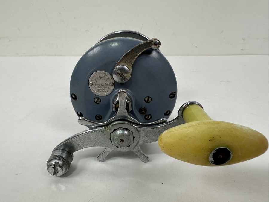 Vintage Ocean City Model 949 Saltwater Fishing Reel Manufactured in Philadelphia, USA [Photo 2]