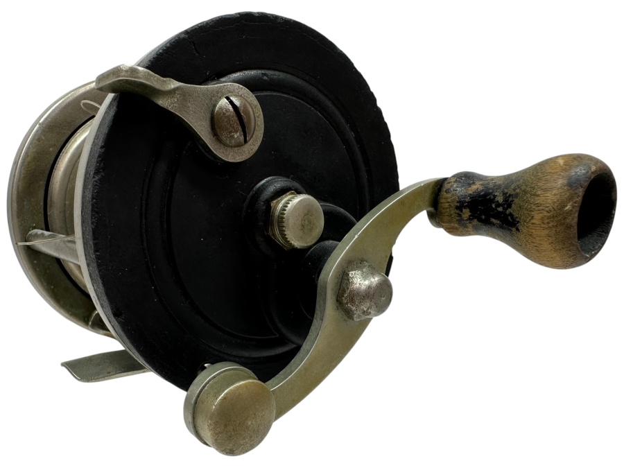 Vintage A.H. Fox Gun Co. Fishing Reel, 250-Yard Free Spool Model Made In Philadelphia, USA