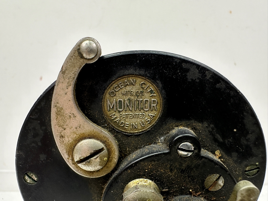 Vintage Ocean City 'Monitor' Fishing Reel Made in USA [Photo 2]