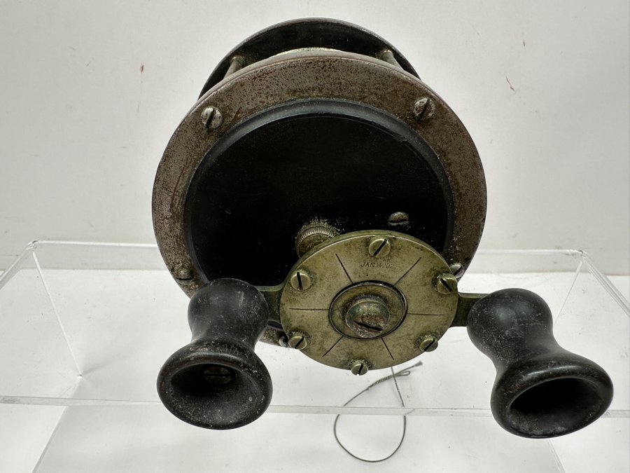 Antique 1902 Patent Date Salt Water Fishing Reel 450 Yards [Photo 2]