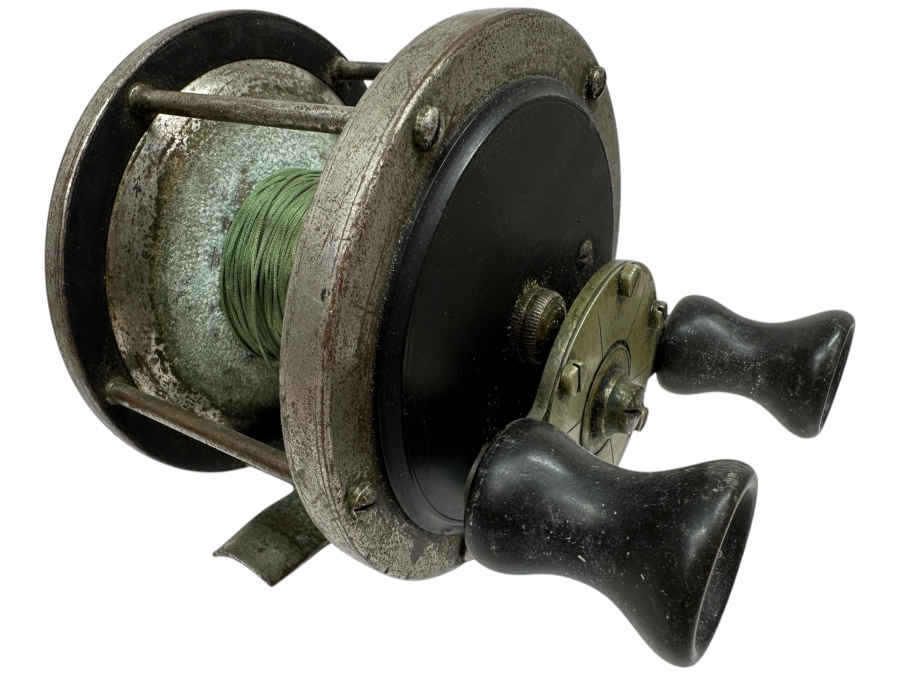 Antique 1902 Patent Date Salt Water Fishing Reel 450 Yards