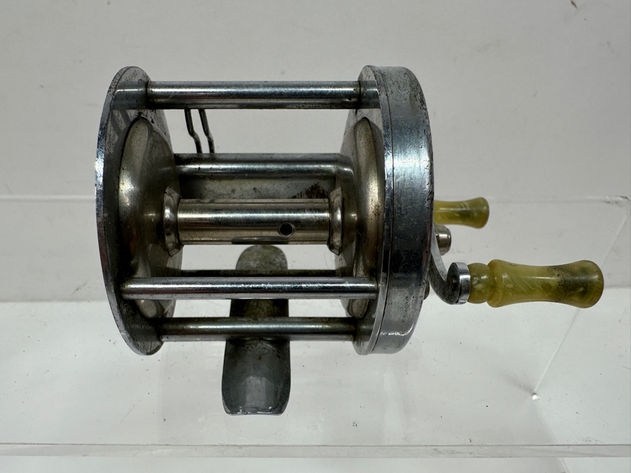 Vintage 1957 Shakespeare Imperial BaitCast Jeweled Fishing Reel [Photo 7]