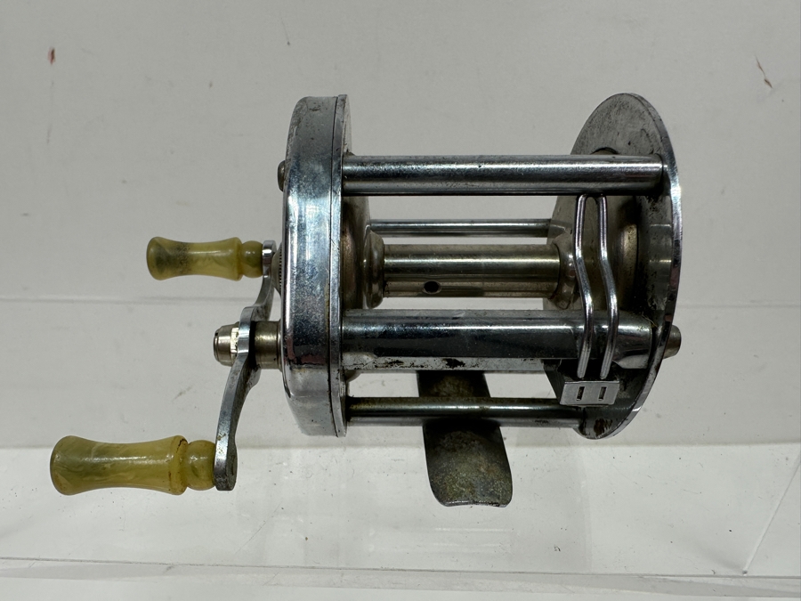 Vintage 1957 Shakespeare Imperial BaitCast Jeweled Fishing Reel [Photo 9]