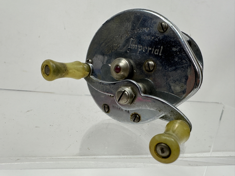 Vintage 1957 Shakespeare Imperial BaitCast Jeweled Fishing Reel [Photo 2]