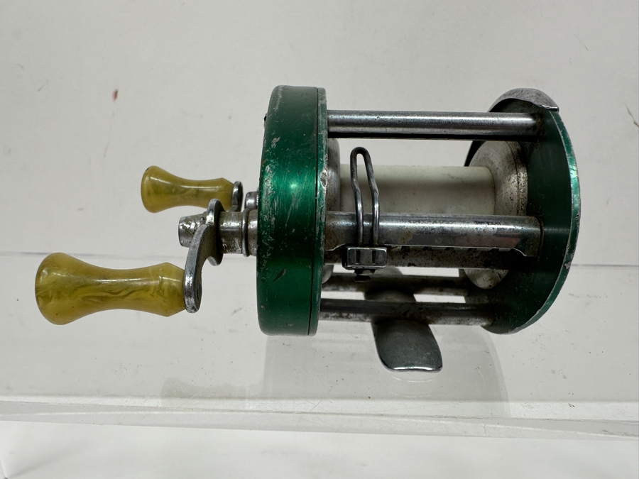 Vintage Shakespeare Direct Drive Model 1926 Freshwater Fishing Reel, Made in USA
 [Photo 6]